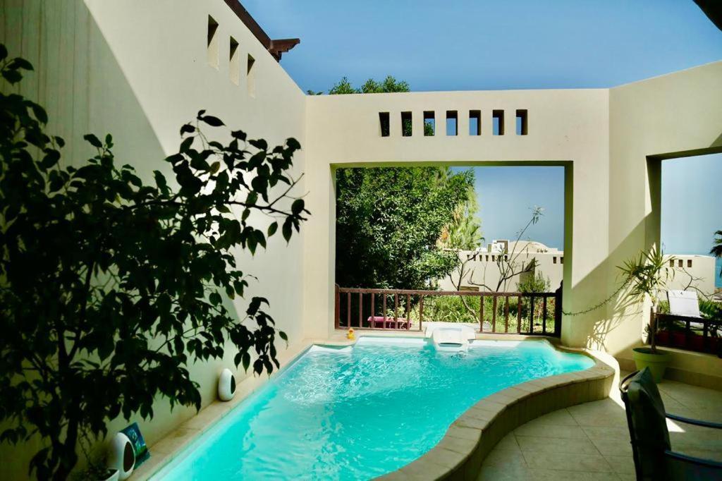 Private Guest House In Five Stars Resort Ras al-Khaimah Exteriör bild